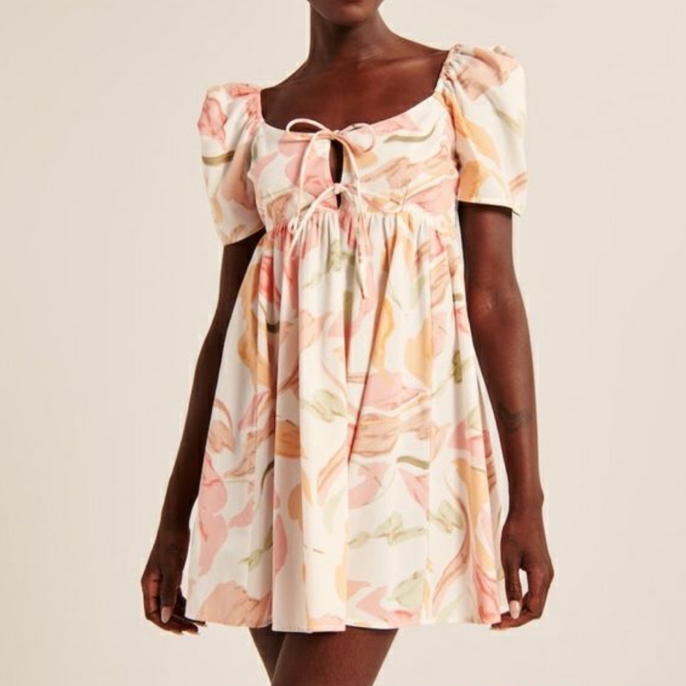Abercrombie & Fitch Puff Sleeve Dress
